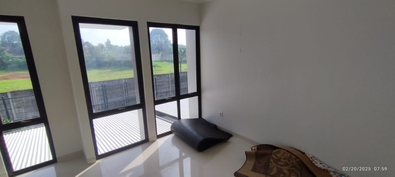 DiSewakan Rumah di Cluster Cherryville Grand Wisata